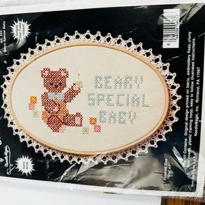 Vtg Needle Magic Stamped Cross Stitch Sampler Kit 552 Bear w/Hoop sealed